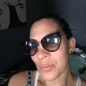 Meet your Posher, Murelis